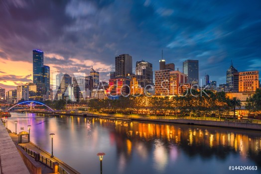 Bild på City of Melbourne Cityscape image of Melbourne Australia during dramatic sunset